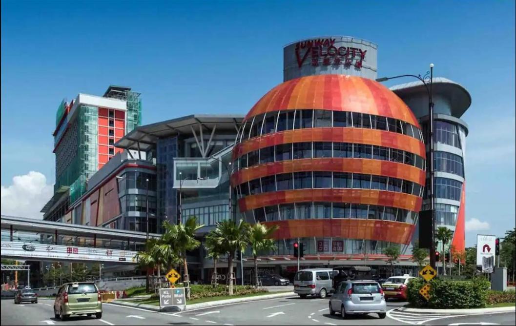 V Residence Suites-27 Kuala Lumpur Buitenkant foto